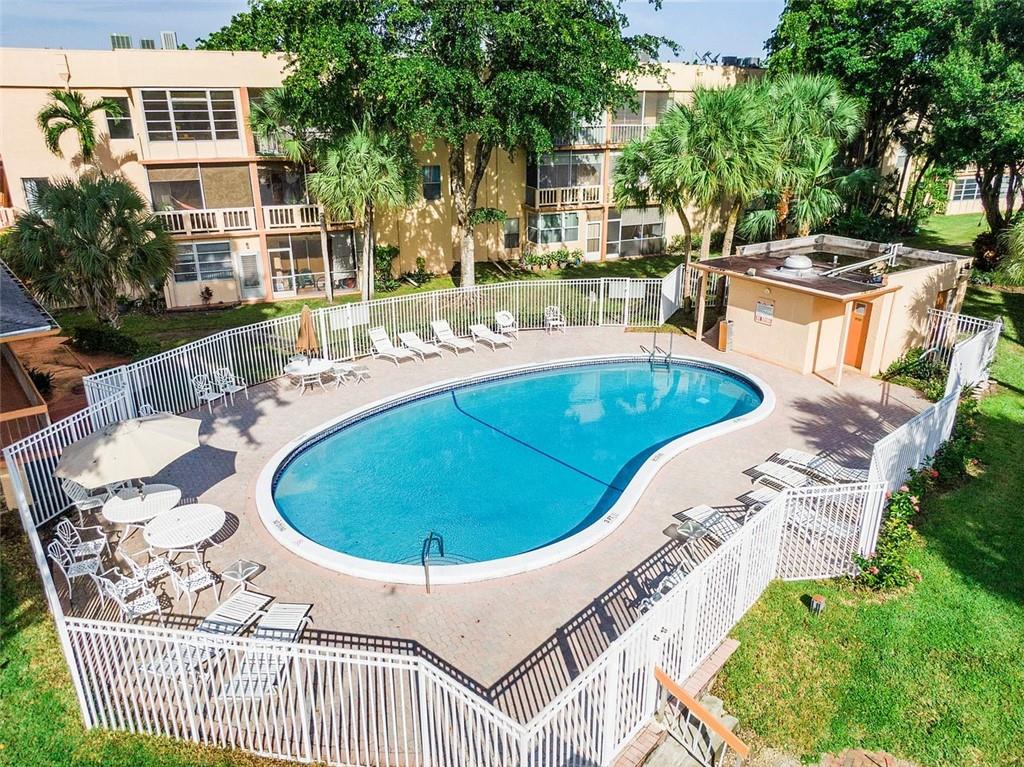Rokest Condominium - Residential
