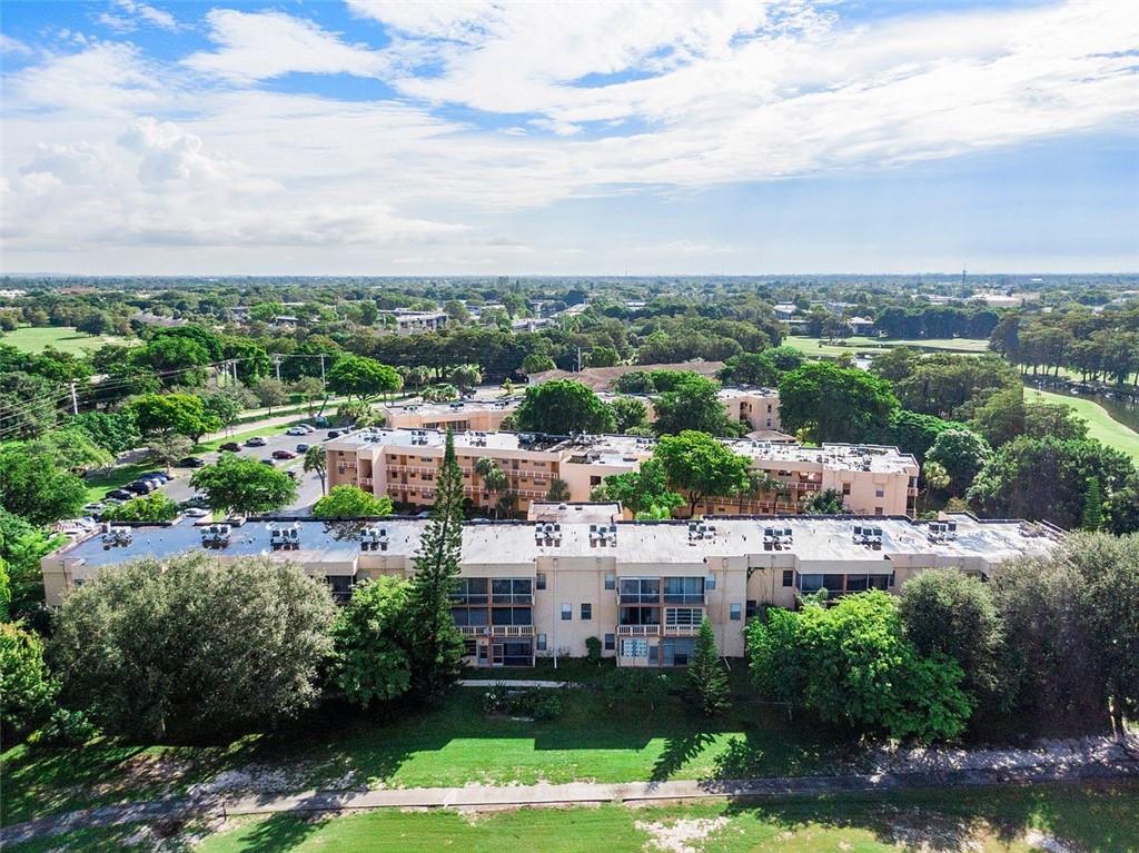 Rokest Condominium - Residential