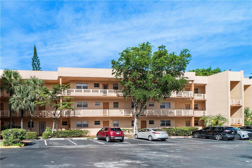 Rokest Condominium - Residential