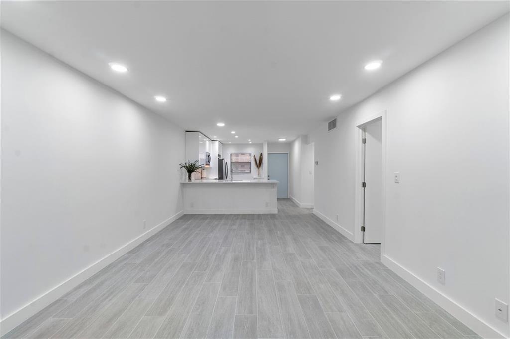 Rokest Condominium - Residential
