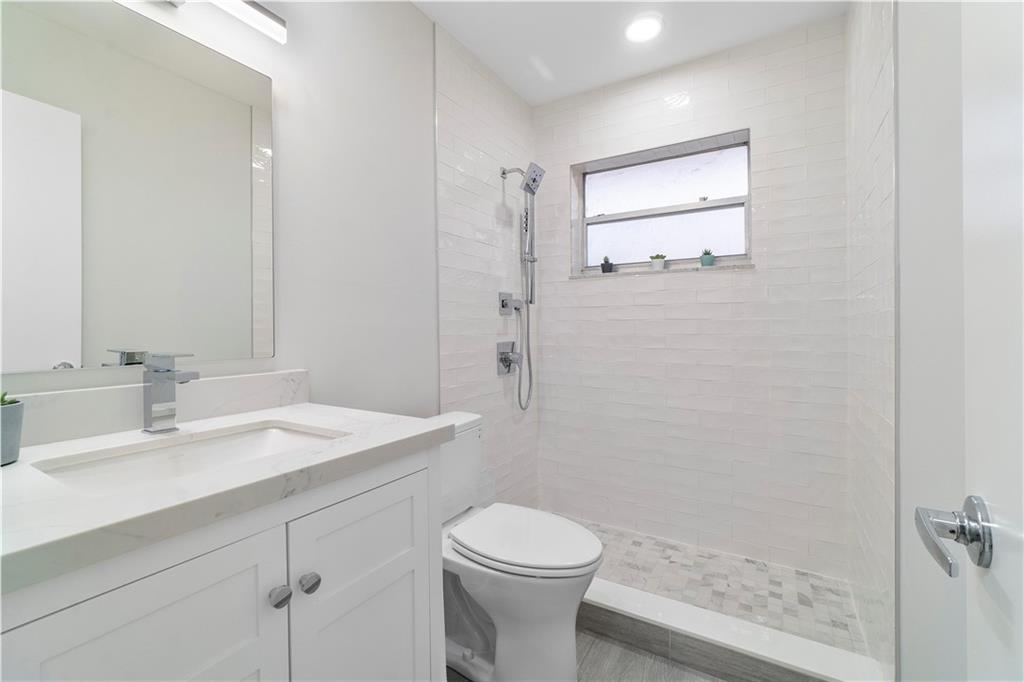 Rokest Condominium - Residential
