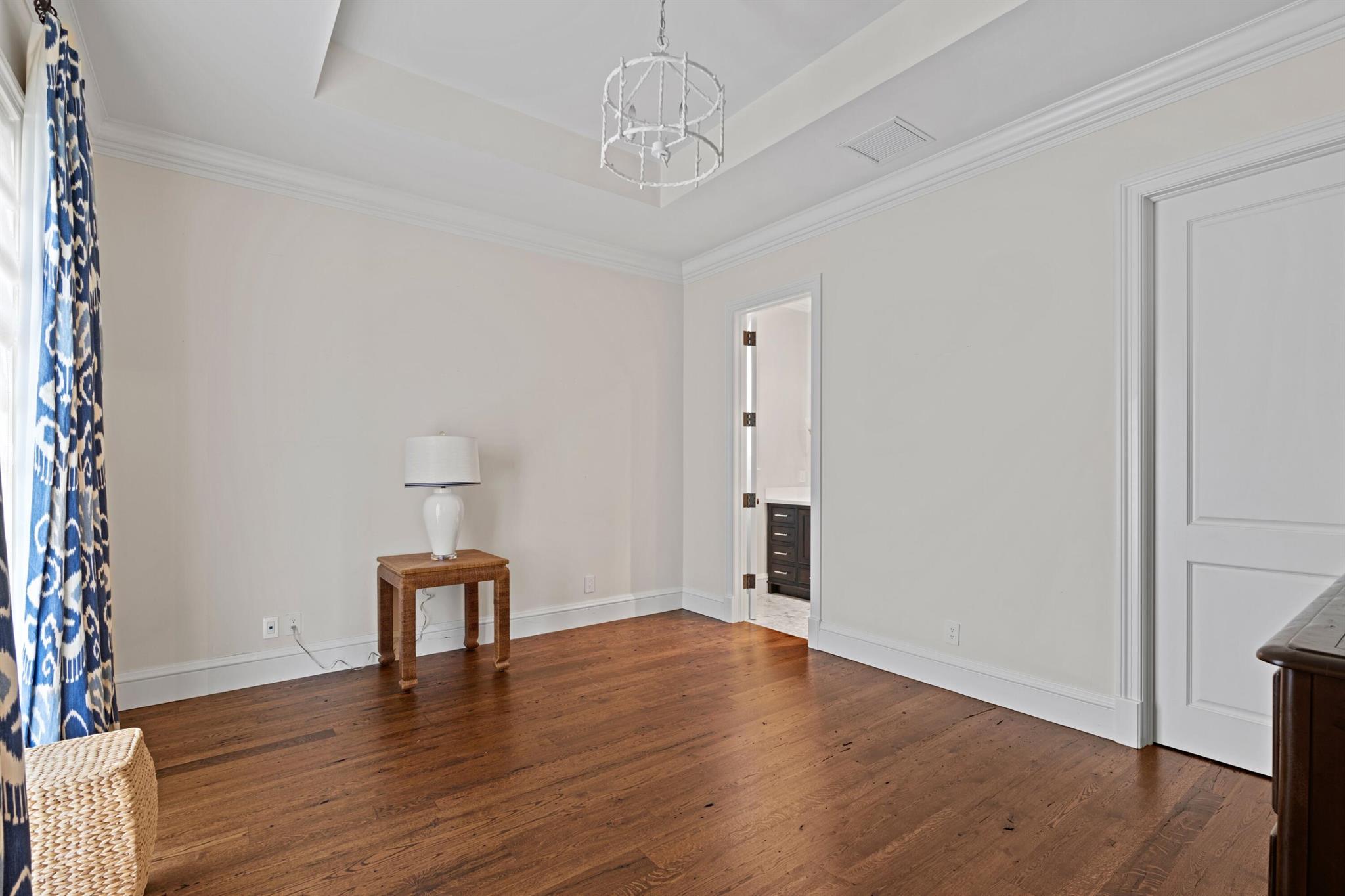 ROYAL PARK - Residential