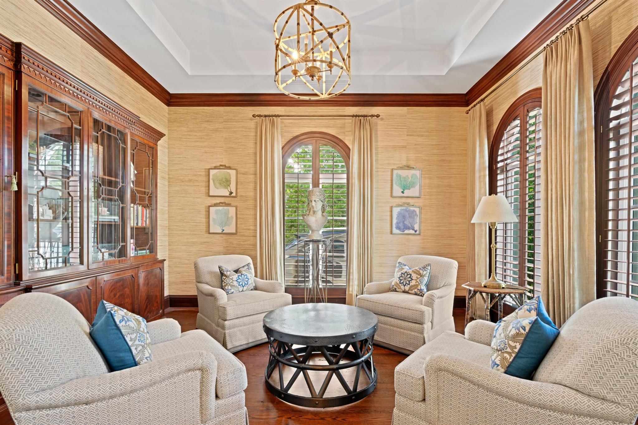 ROYAL PARK - Residential