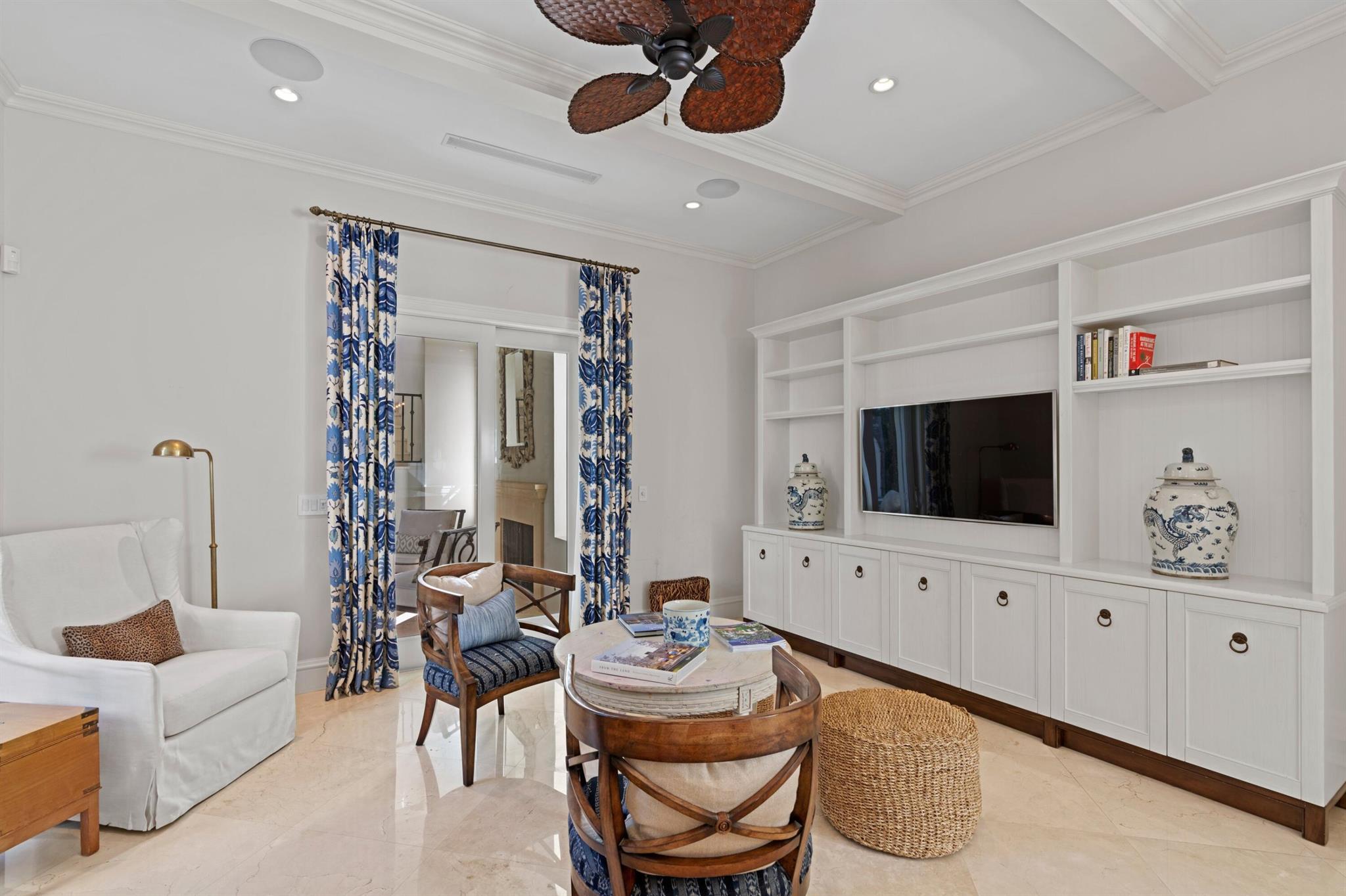 ROYAL PARK - Residential