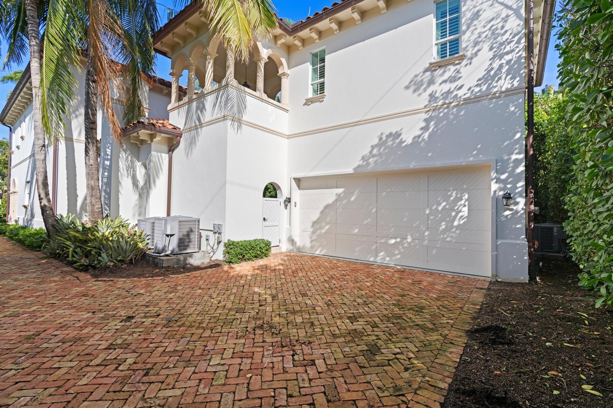 ROYAL PARK - Residential