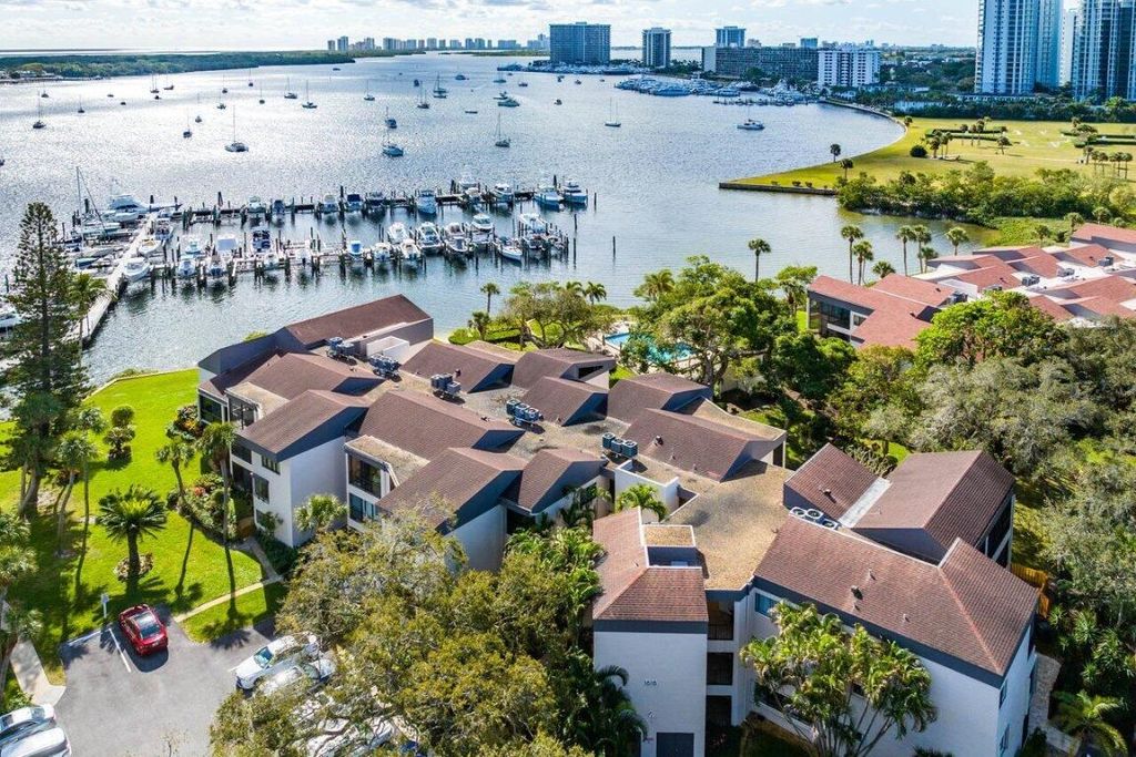 Photo of 1618 Twelve Oaks Way #205, North Palm Beach, FL 33408 (MLS # R10960085)