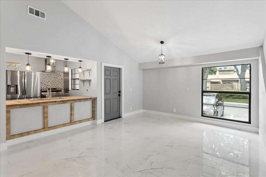 Photo of 2062 SW 82ND Avenue, Davie, FL 33324 (MLS # B26067194)
