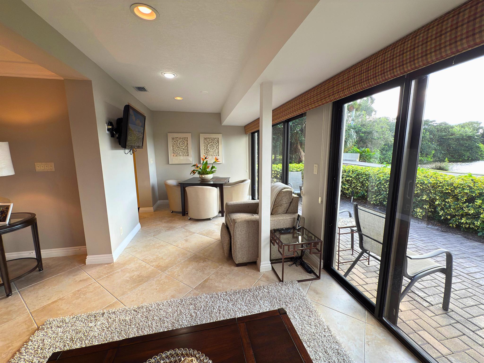 Bridgewood Villas - Residential