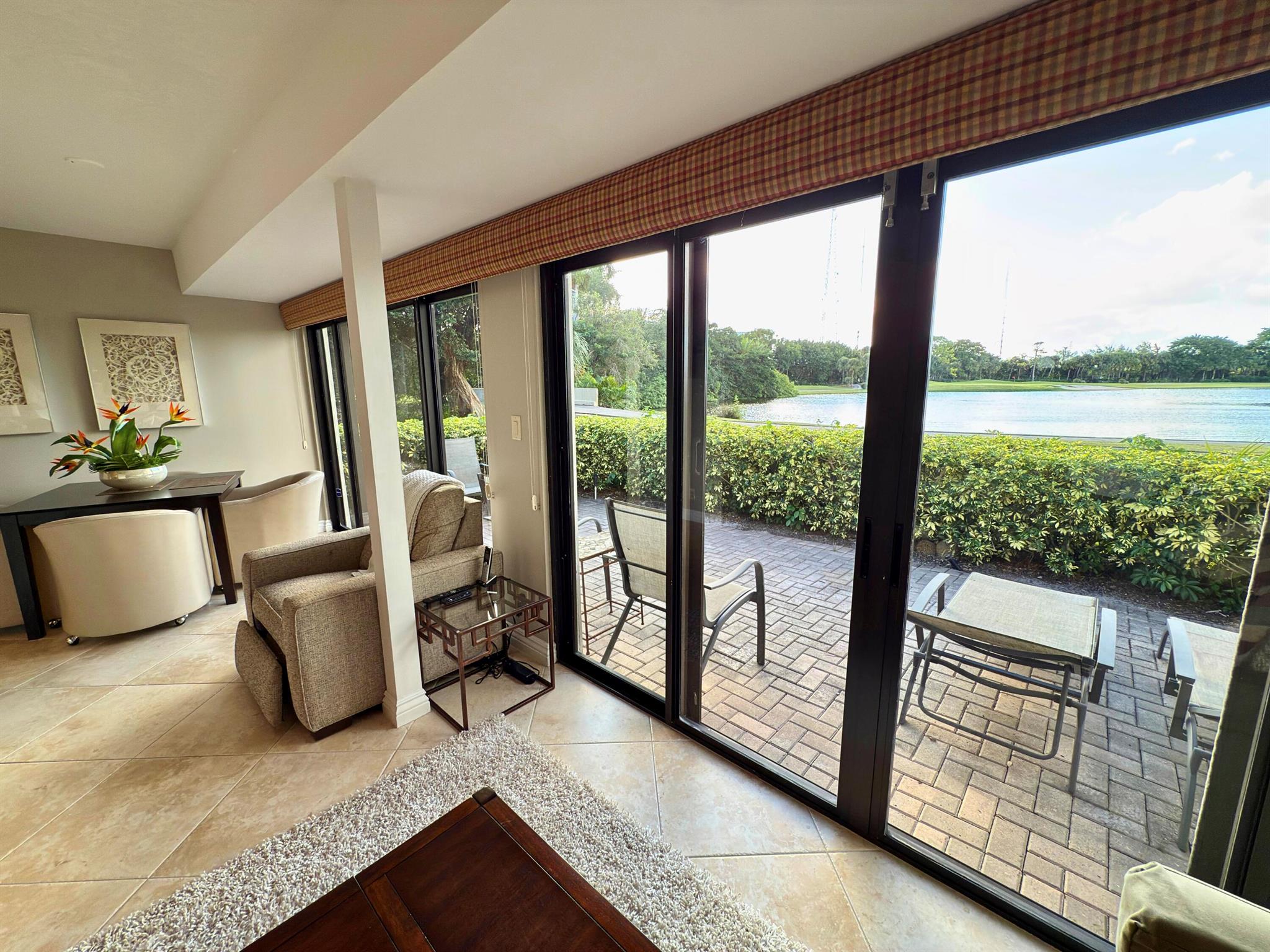 Bridgewood Villas - Residential