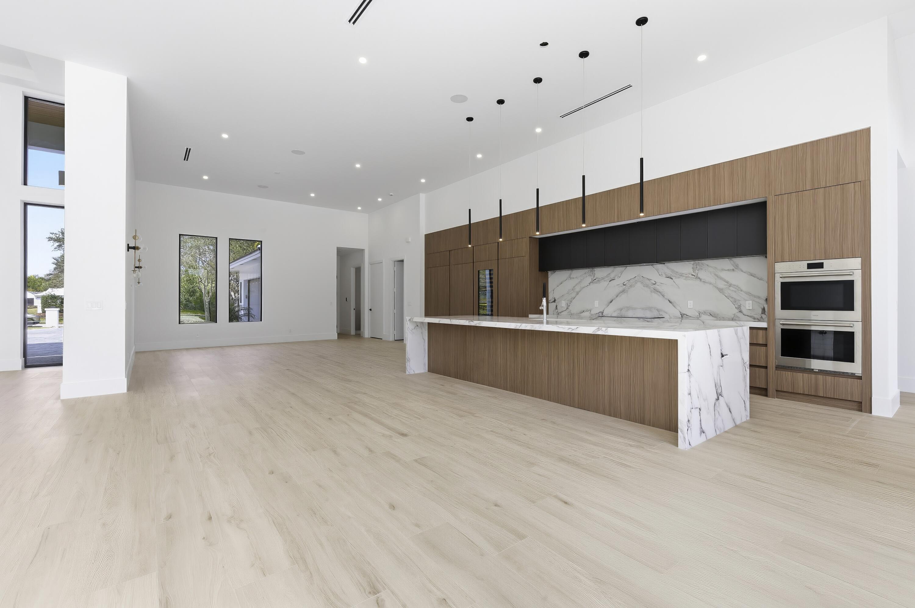 STEEPLECHASE - Residential