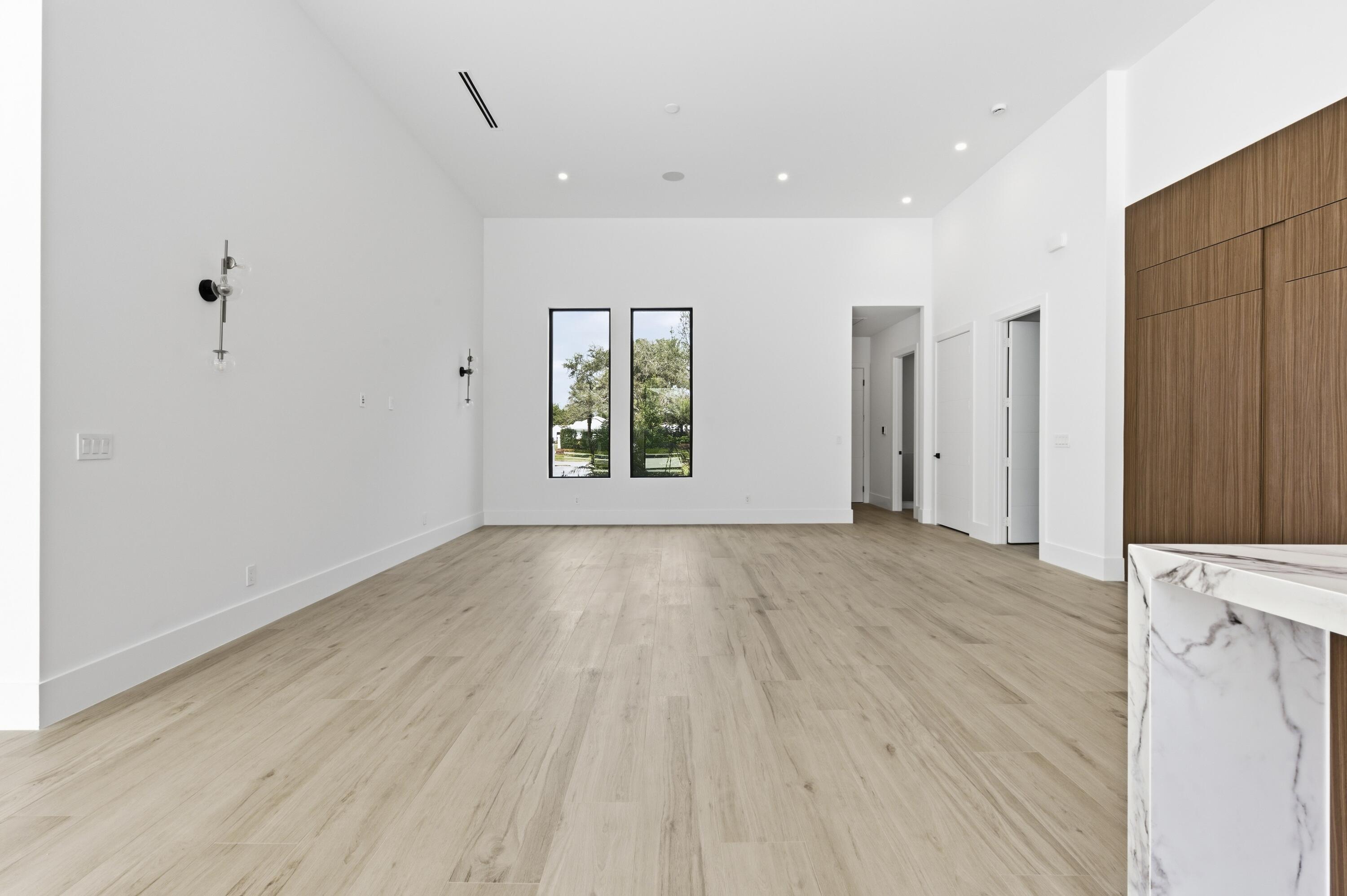 STEEPLECHASE - Residential