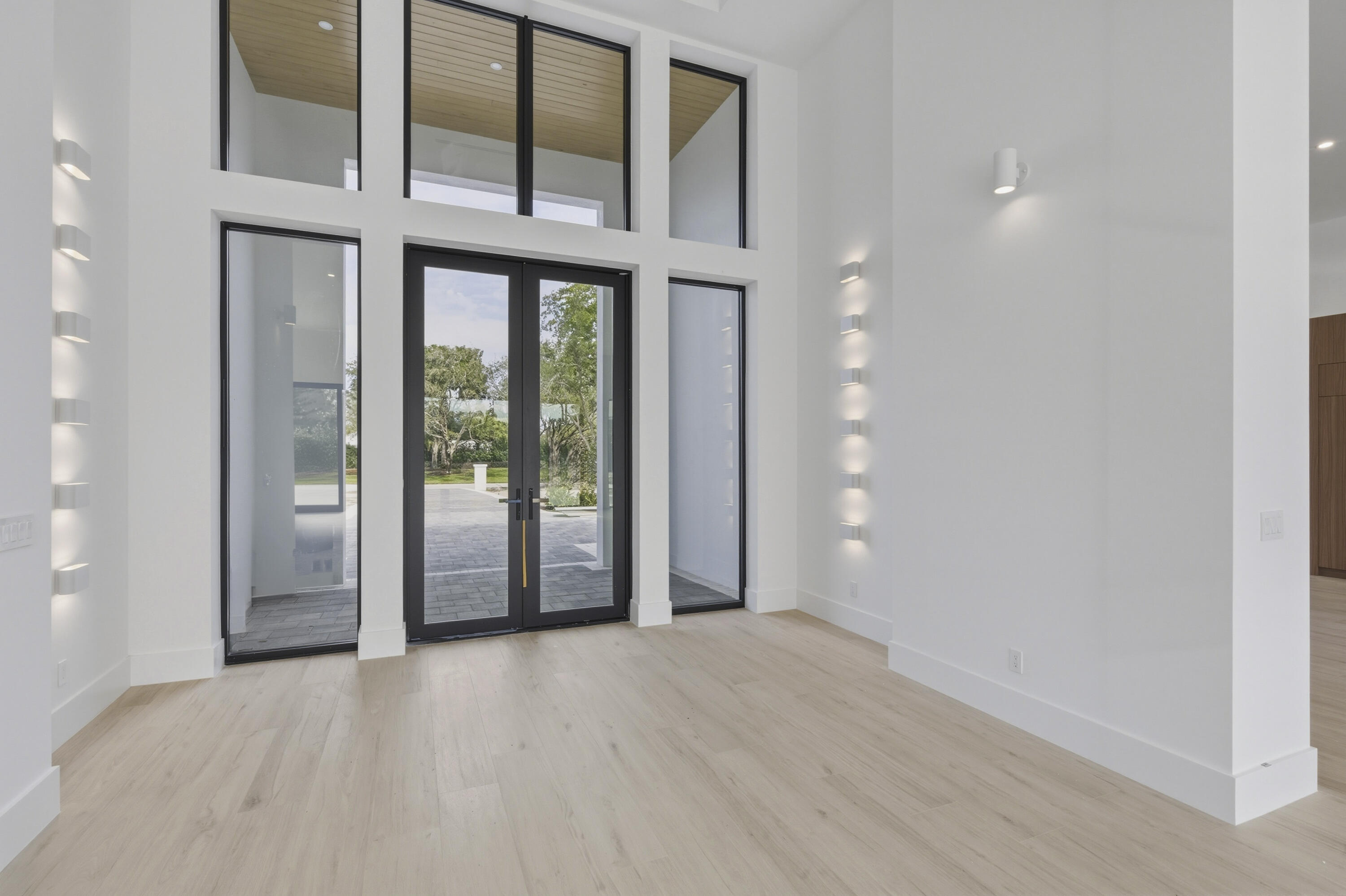 5770 Dixie Belle Road