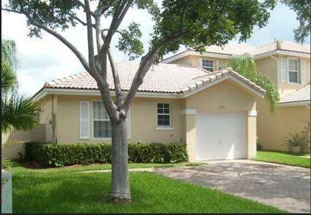 Photo of 8921 NW 53rd St #8921, Sunrise, FL 33351 (MLS # F10395910)