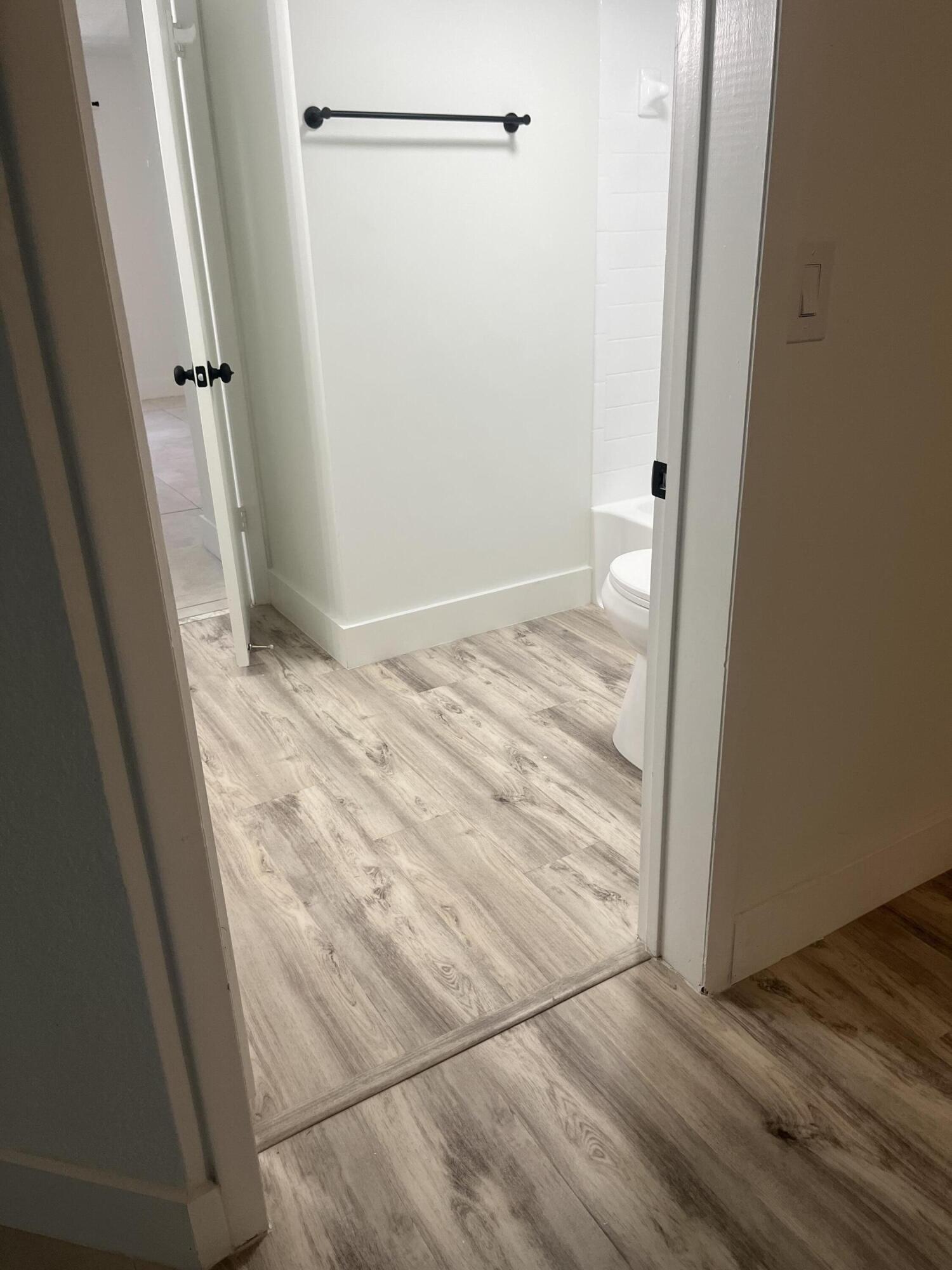 LAKEVIEW CLUB CONDO - Residential Lease