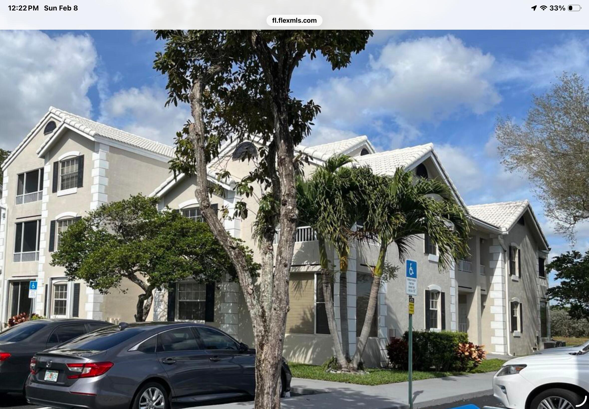 LAKEVIEW CLUB CONDO - Residential Lease