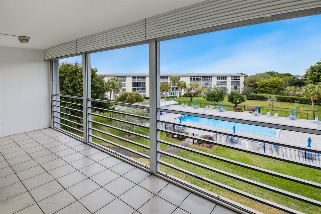 Photo of 2505 Antigua Terrace #D-4, Coconut Creek, FL 33066 (MLS # F10549783)