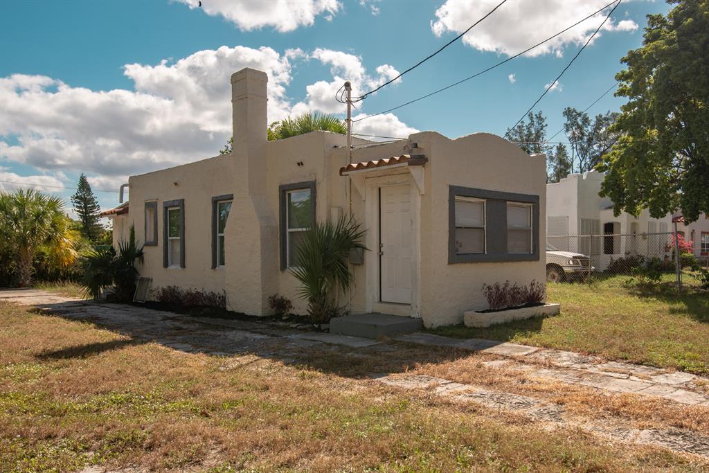 NORTHWOOD ADD IN PB 8 PGS 47 & 62, PB 9 PGS 30 & 4 - Residential