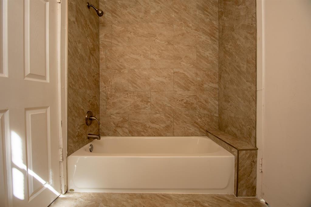 NORTHWOOD ADD IN PB 8 PGS 47 & 62, PB 9 PGS 30 & 4 - Residential