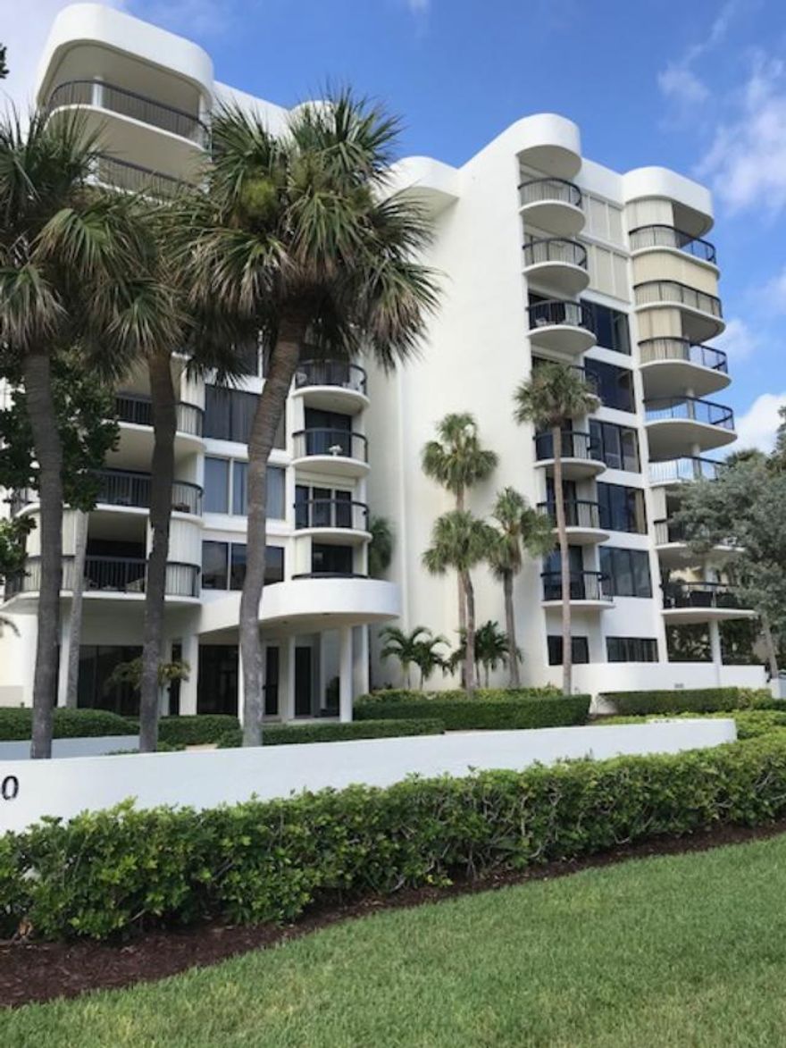 DIRECTLY ACROSS THE STREET FROM THE BEACH Luxury living at its best in this 3 bedroom 2.5 bath condo. One enviable feature is that the elevator opens into your own private foyer.  Highlights include 2 covered balconies, one facing the ocean the other overlooking the Little Club golf course and the intracoastal. Beautifully renovated kitchen with a 2nd convection oven/microwave, silent Maytag dishwasher and Bosch electric cooktop. Kitchen open to living area. The kitchen has its own sweet little balcony, a favorite for morning coffee.  Master has a 'to die for 'walk in closet -absolutely fabulous! Porcelain tile floors, your storage locker is on your floor. A generator to run elevators and common area lights if a power outage. All measurements believed accurate but are NOT guaranteed.