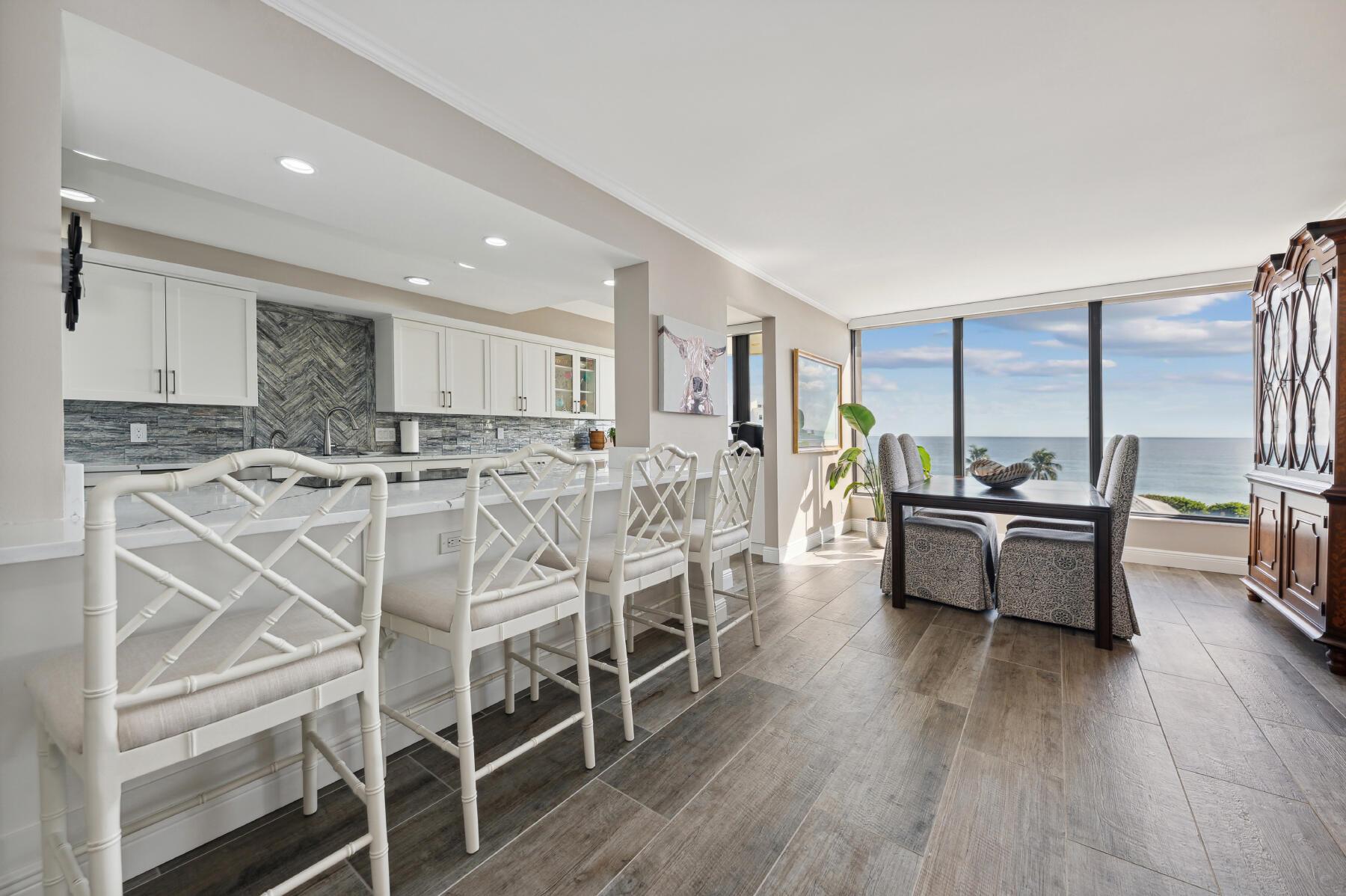 L HERMITAGE COND - Residential