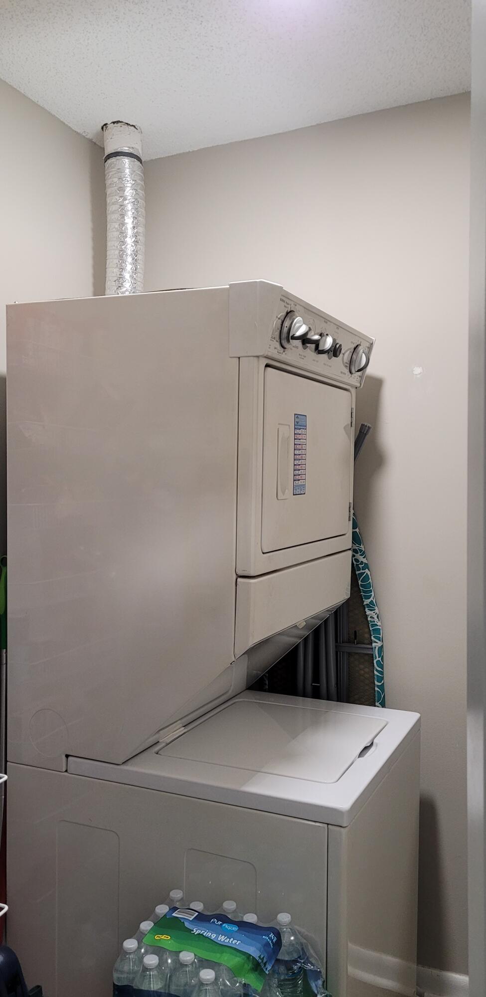 HIGH POINT OF FORT PIERCE CONDOMINIUM SECTION 2 - Residential