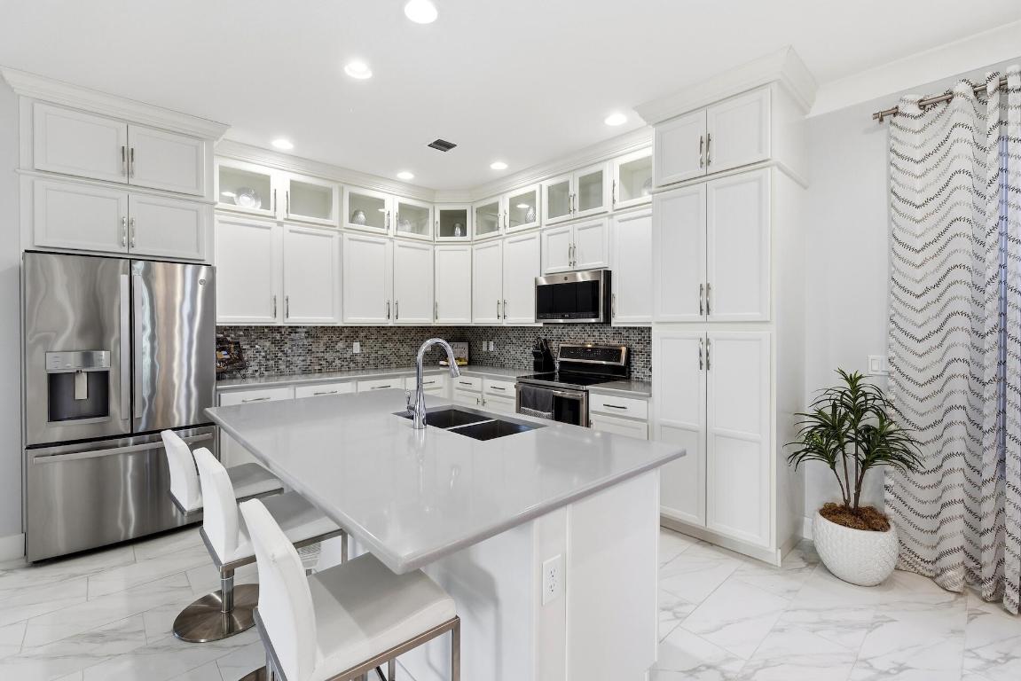 SKY COVE - Residential