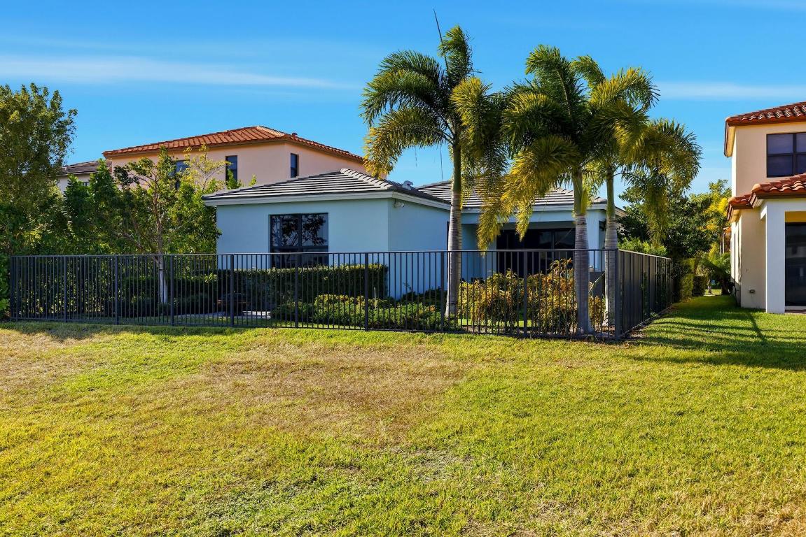 SKY COVE - Residential