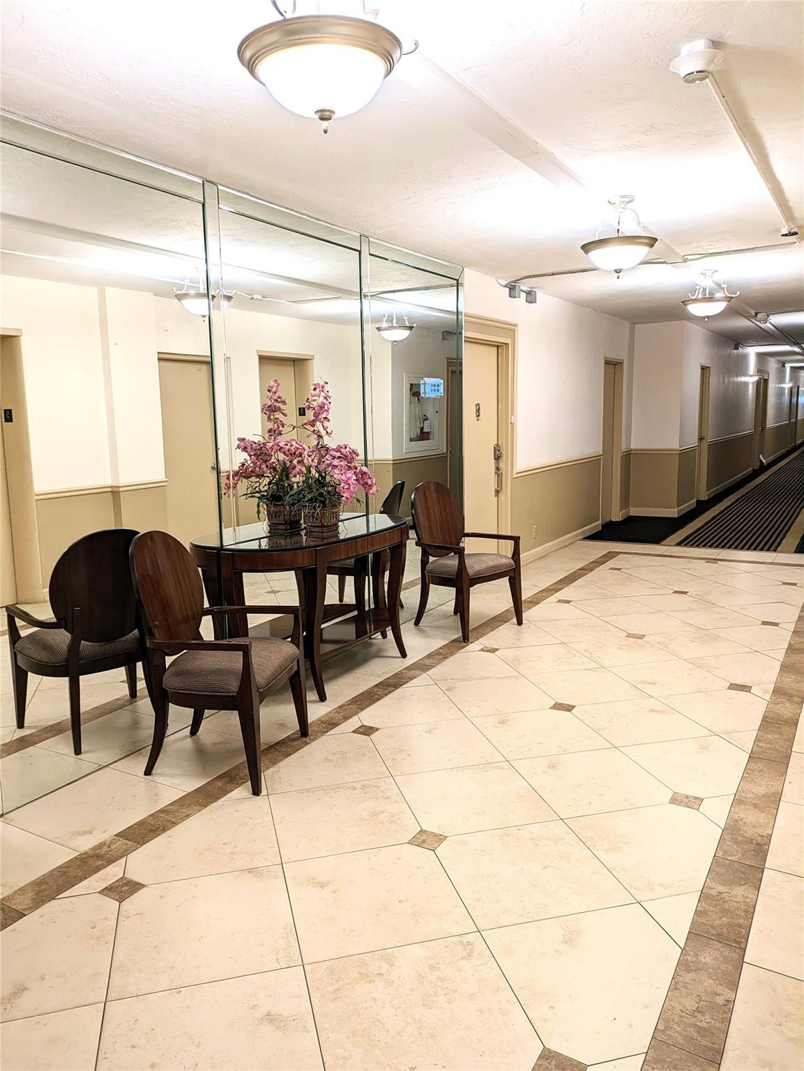 GALT TOWERS CONDO - Residential Lease