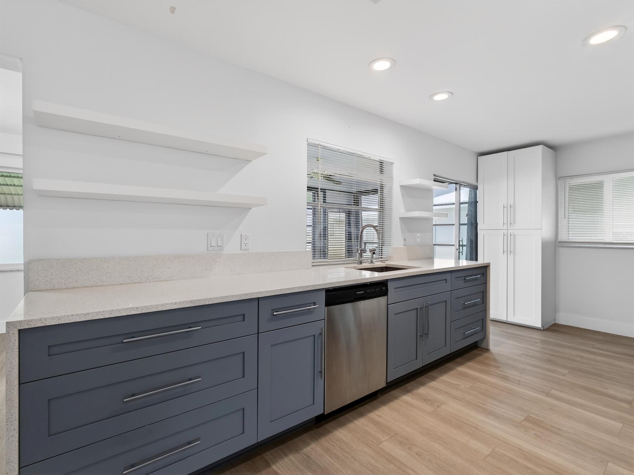 PALM BEACH LEISUREVILLE S - Residential