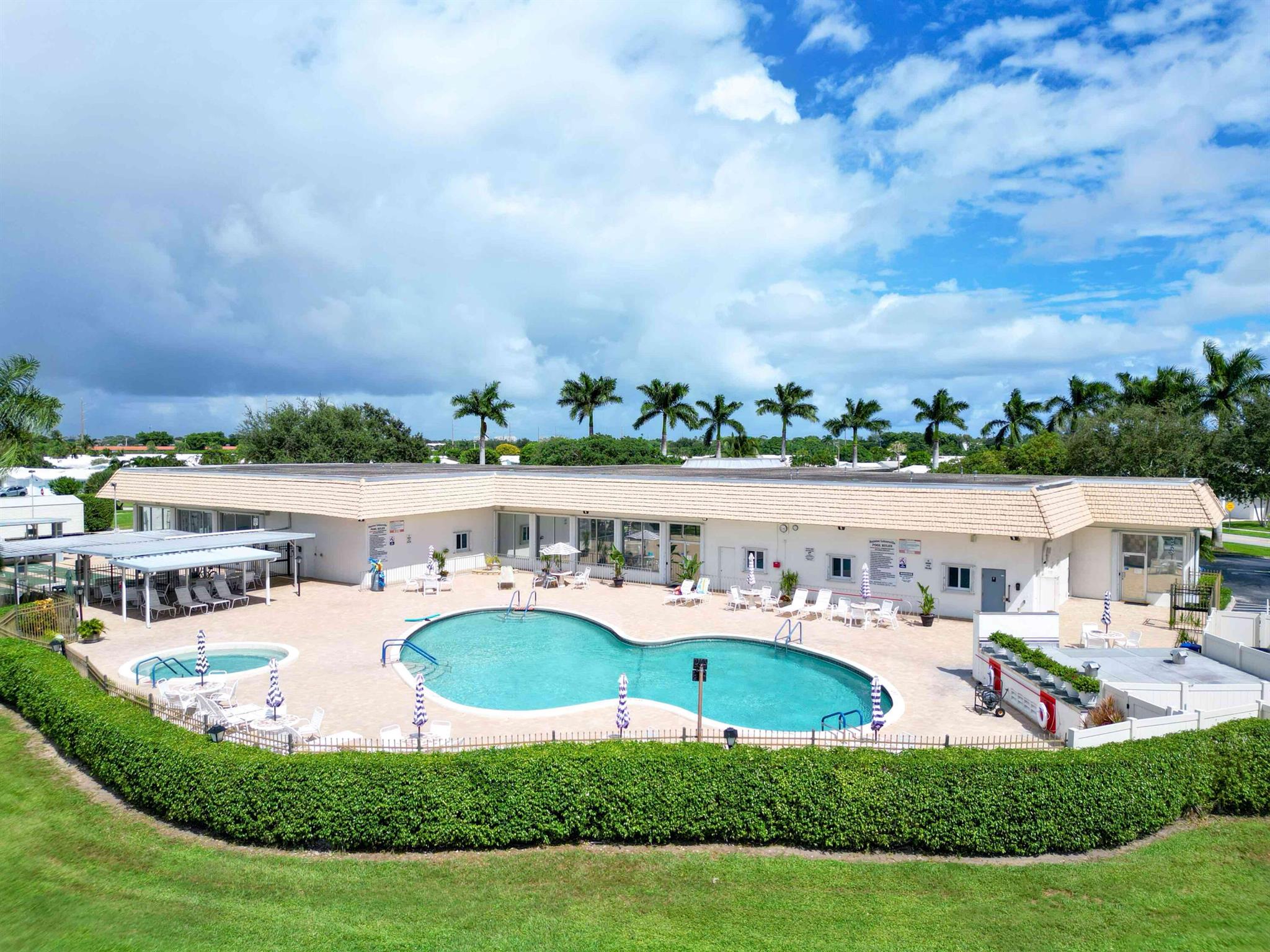 PALM BEACH LEISUREVILLE S - Residential