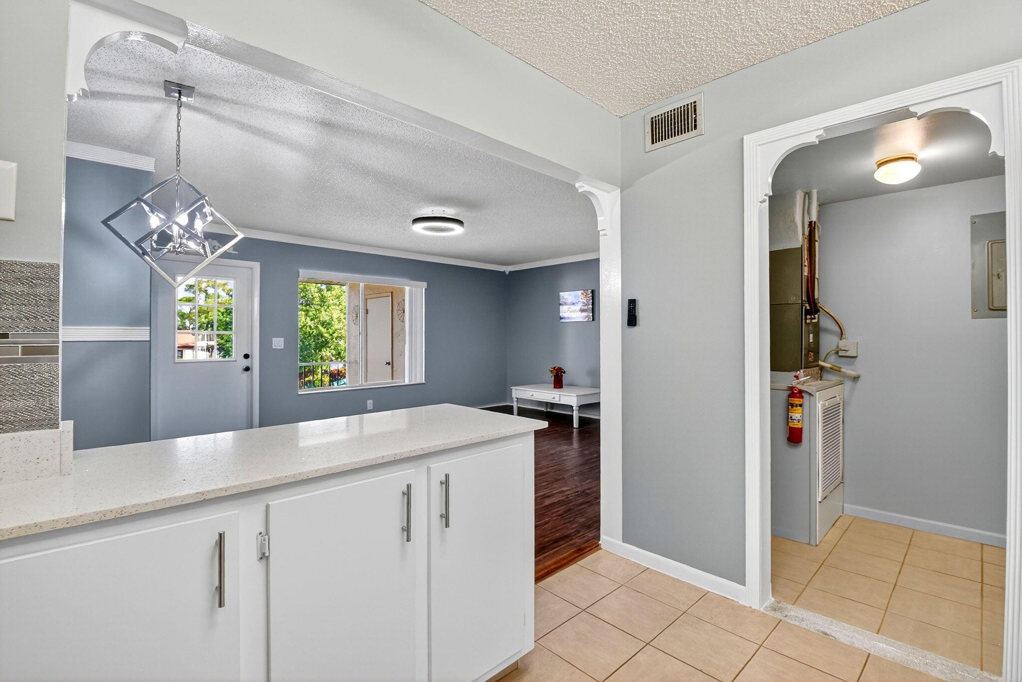 PINE RIDGE SOUTH III COND - Residential