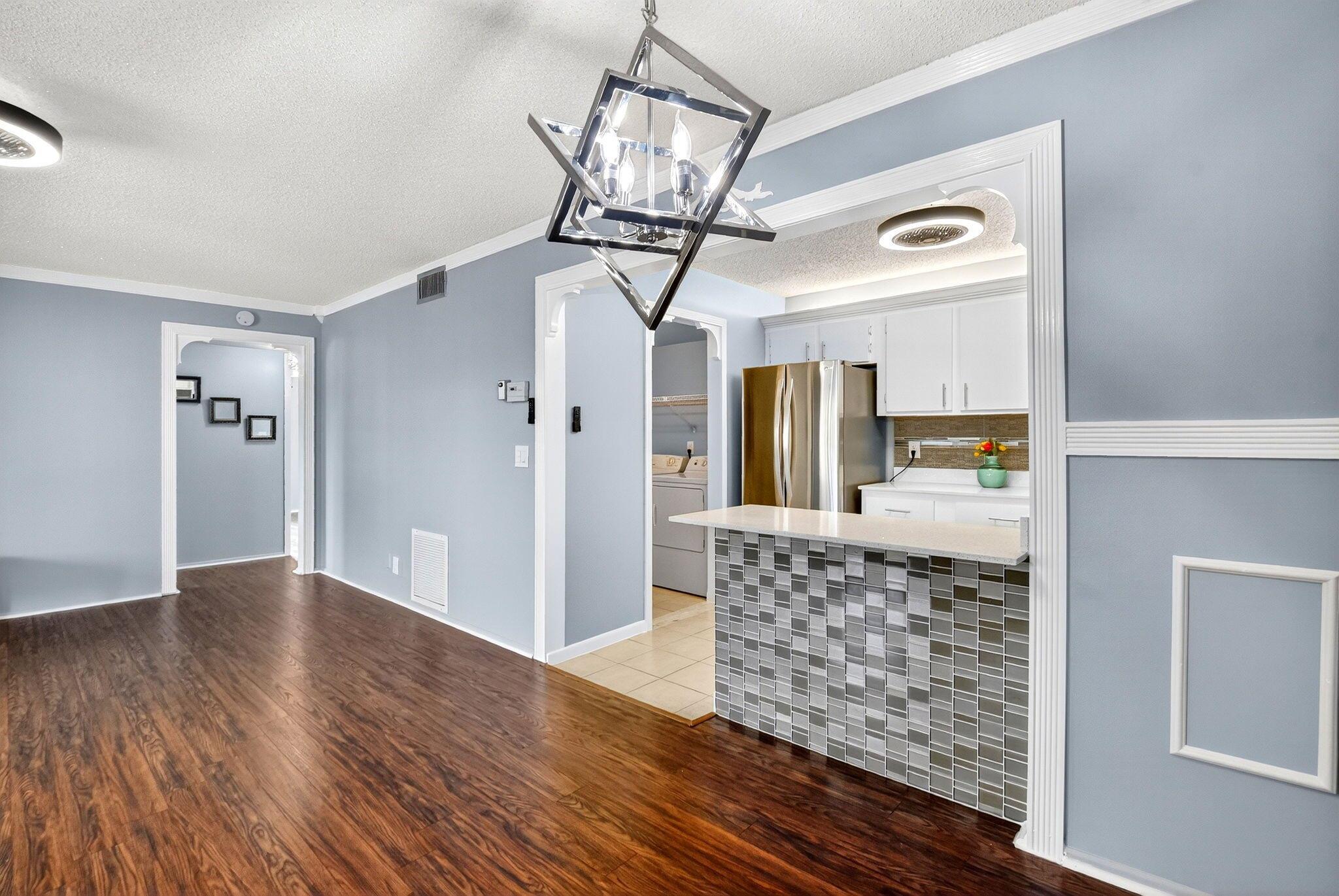 PINE RIDGE SOUTH III COND - Residential