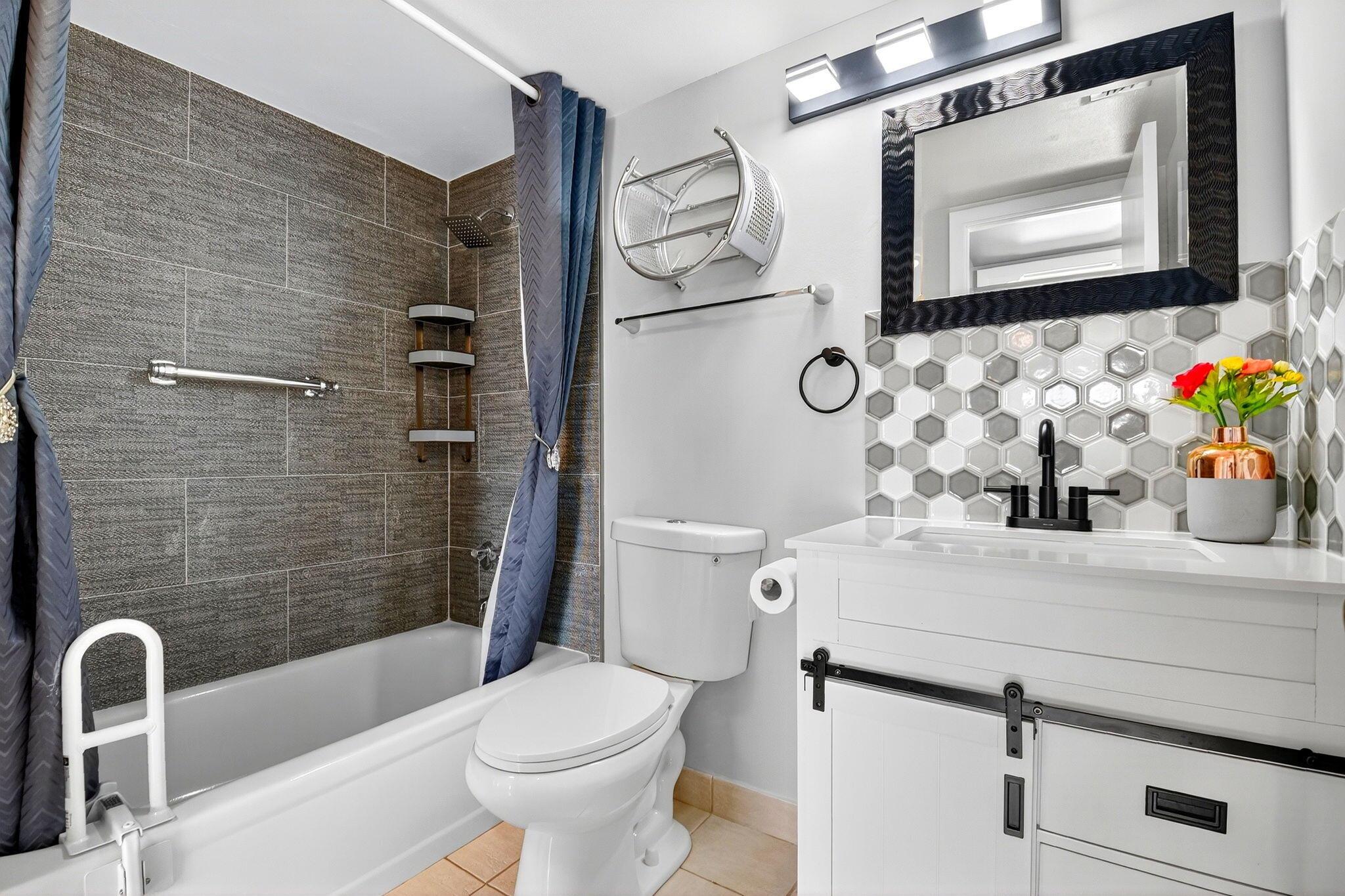 PINE RIDGE SOUTH III COND - Residential