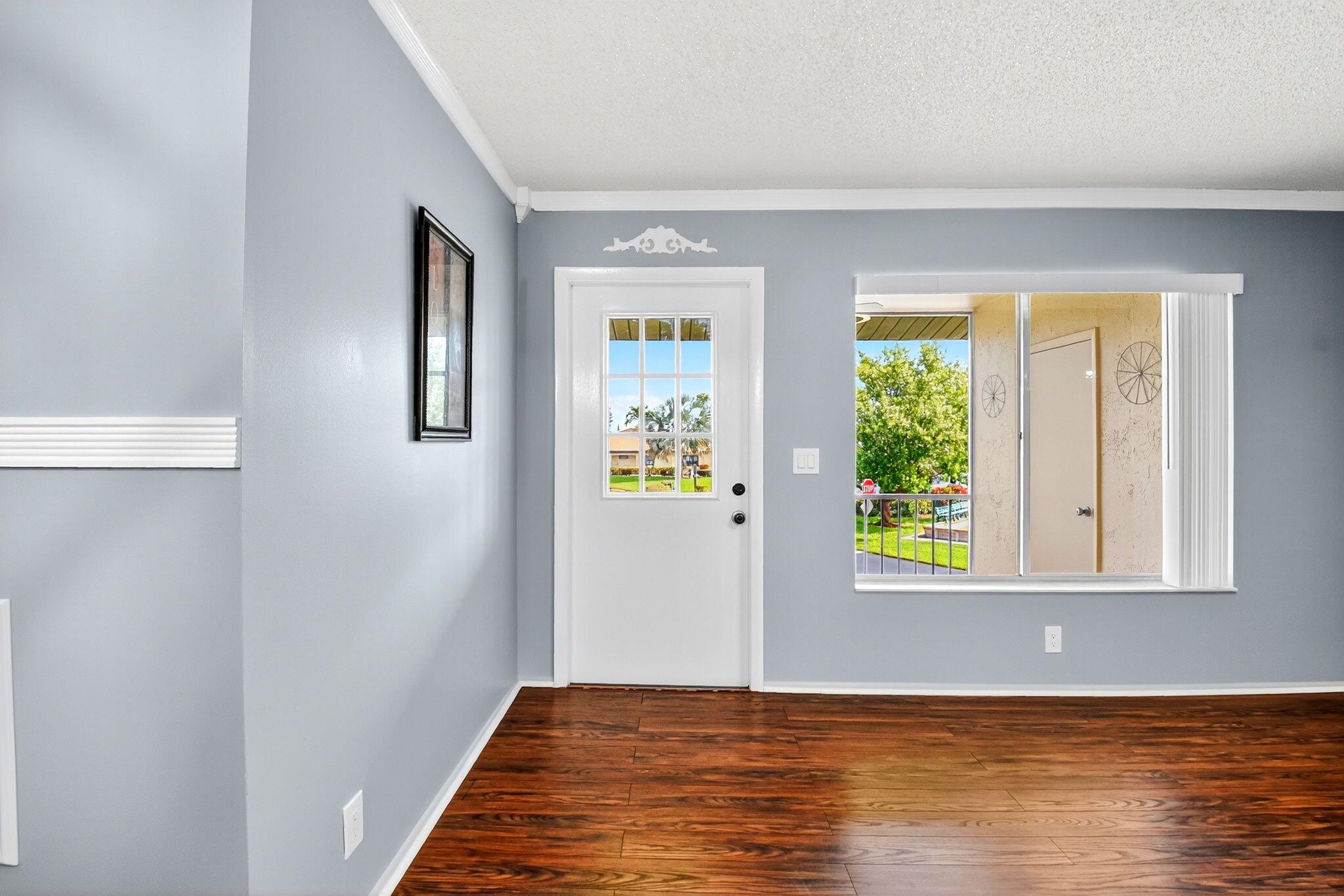 PINE RIDGE SOUTH III COND - Residential