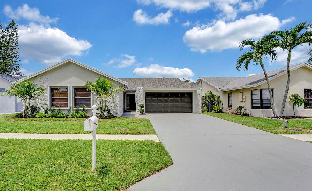 Photo of 20977 Country Creek Drive, Boca Raton, FL 33428 (MLS # R11107088)