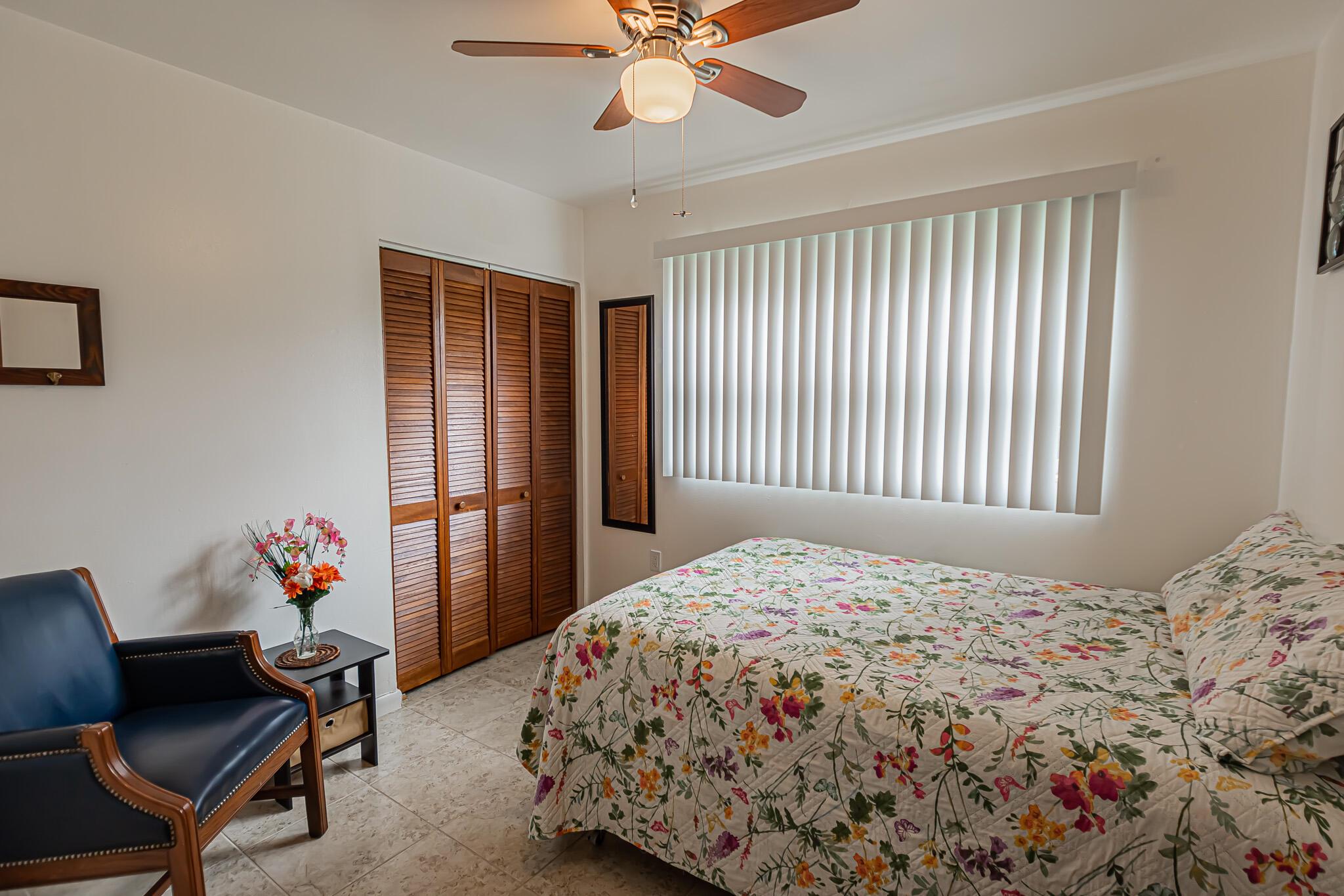 REPLAT OF PALM GARDENS - Residential