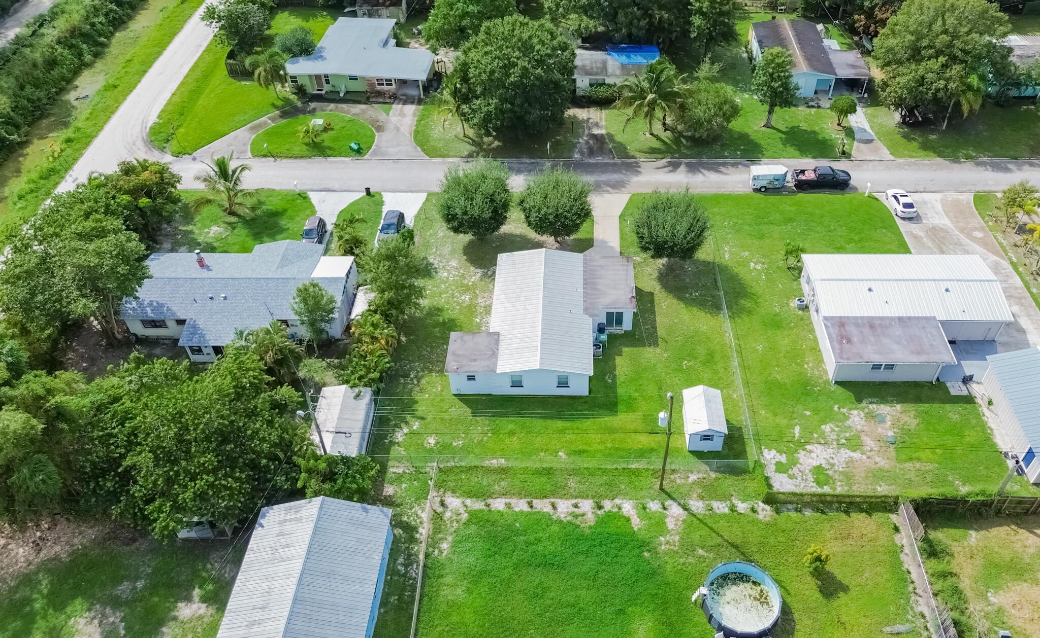 REPLAT OF PALM GARDENS - Residential