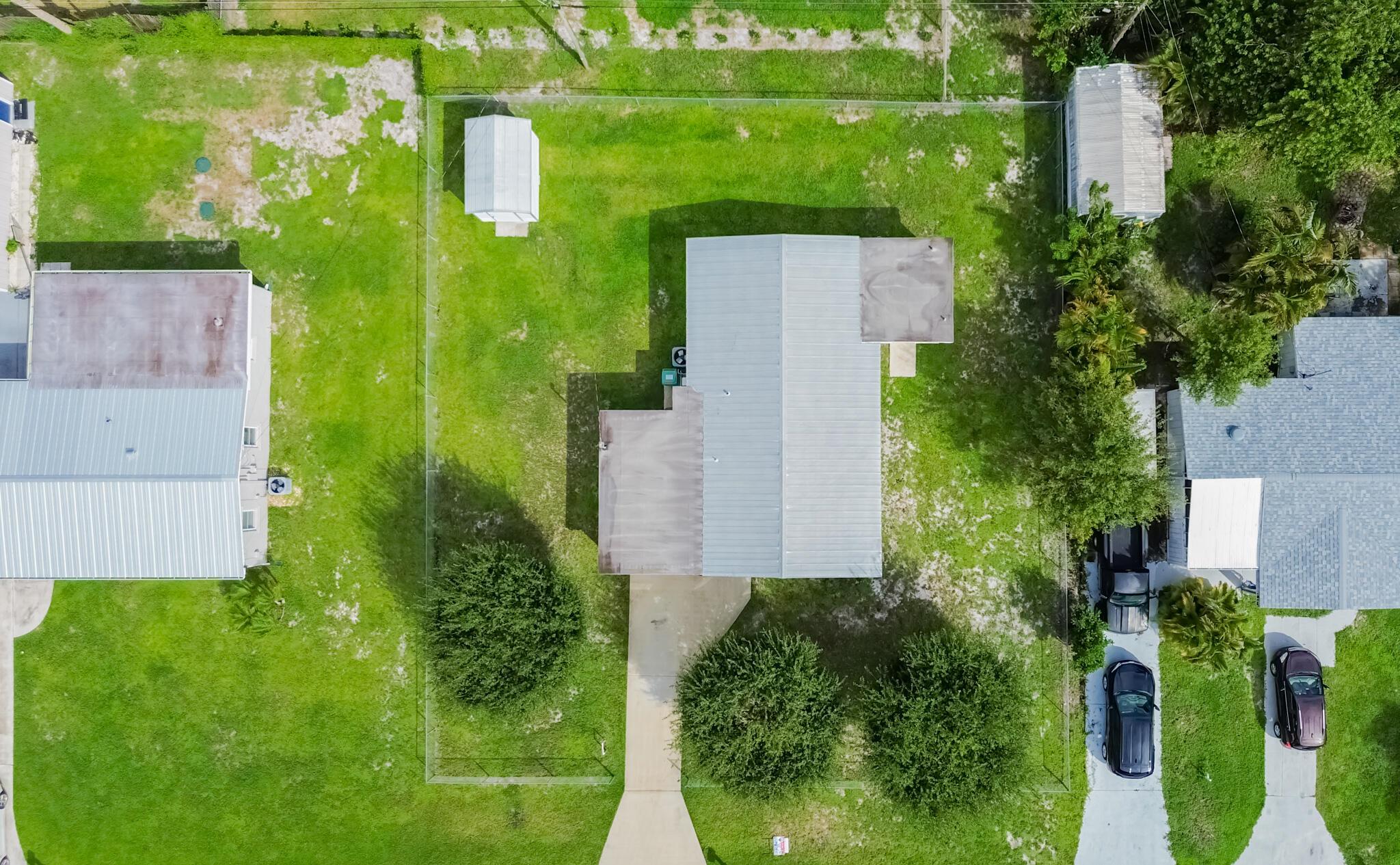 REPLAT OF PALM GARDENS - Residential