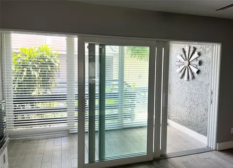 5328 NE 6th Ave Unit 13H, Fort Lauderdale, FL MLS: F10493058