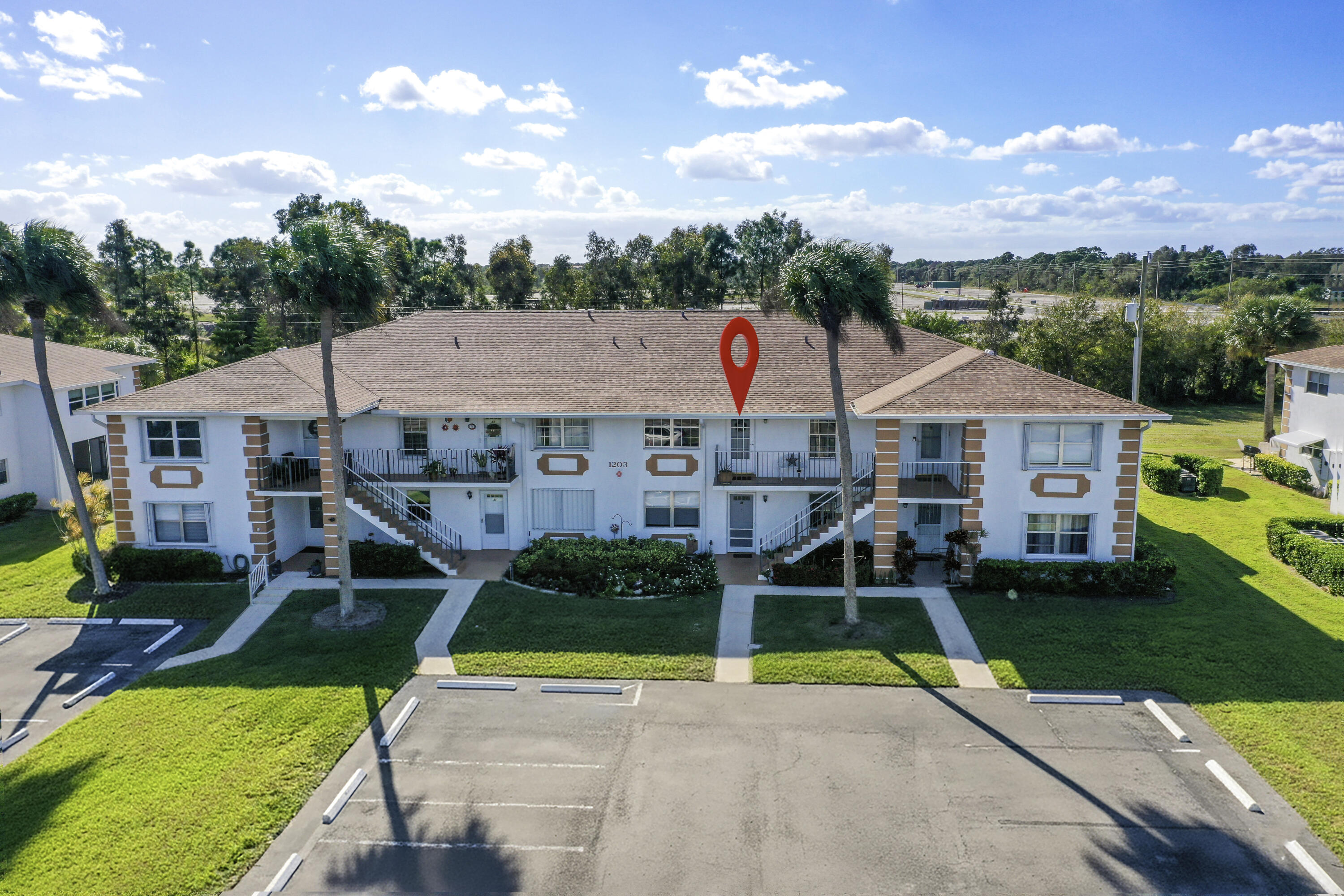 1203 S Lakes End Drive E-2