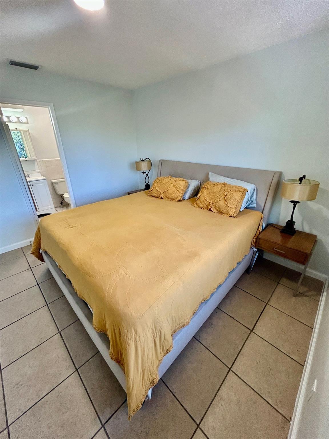 Coral Ridge Isles 45-47 B - Residential Lease