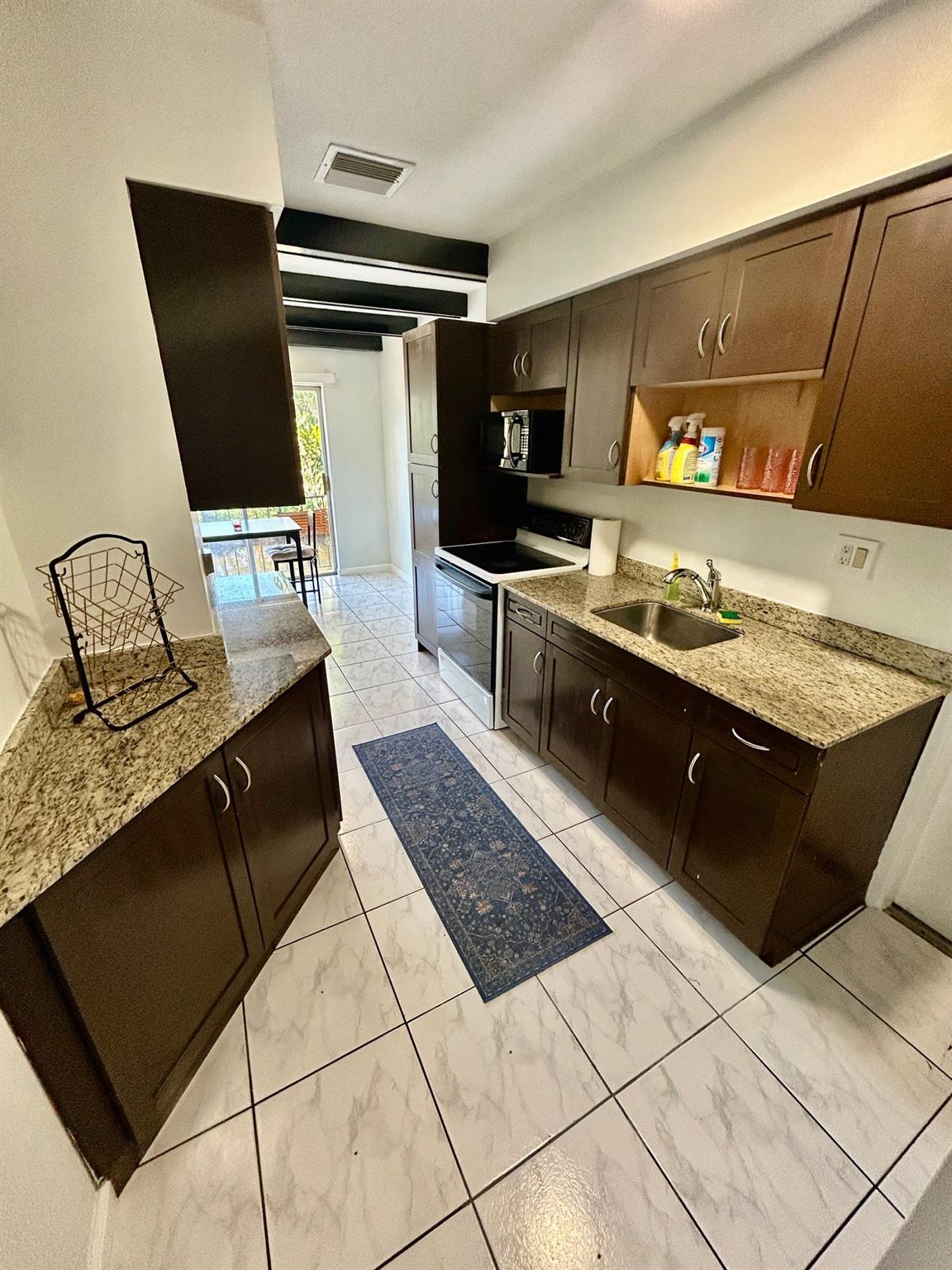 Coral Ridge Isles 45-47 B - Residential Lease