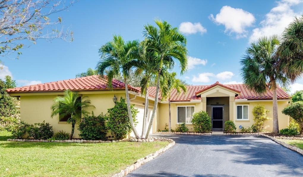 Beautifully remodeled 3 bdrm 2 bath private pool house. Impact windows. 2 car garage. Open gourmet kitchen with stainless steel appliances. Laminate floors in the bedrooms, tile throughout the living area. No carpet. Freshly painted throughout. Enjoy Florida weather by diamond-brite pool on the screened patio. A+ rated schools, walking distance to Winston Park Elementary. Very quite, family oriented neighborhood. Pet friendly.