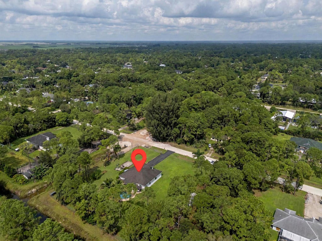 Photo of 17226 72nd Road N, Loxahatchee, FL 33470 (MLS # B26086625)
