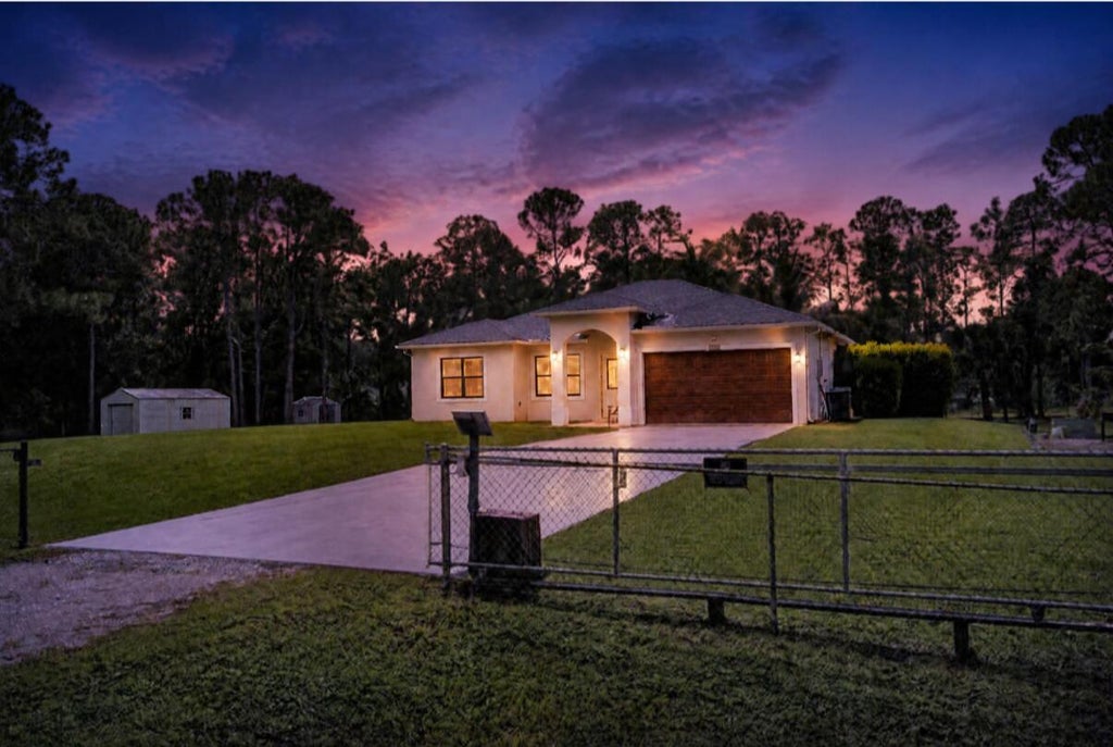 Photo of 17226 72nd Road N, Loxahatchee, FL 33470 (MLS # B26086625)