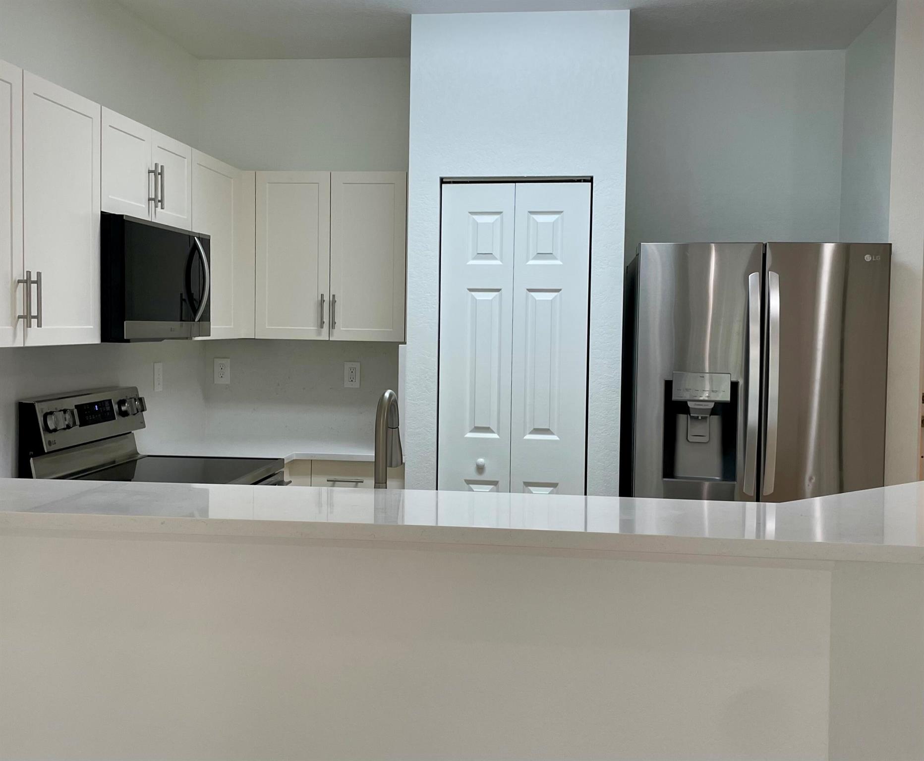 5071 SE Mariner Garden Circle