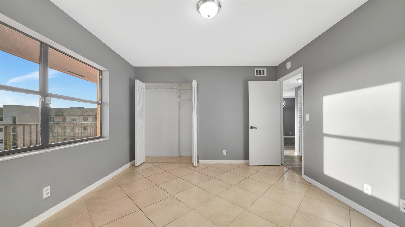 Sunrise Lakes Phase 4 - Residential