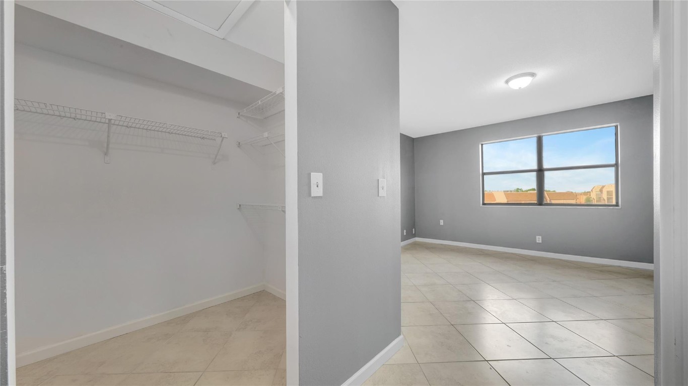 Sunrise Lakes Phase 4 - Residential