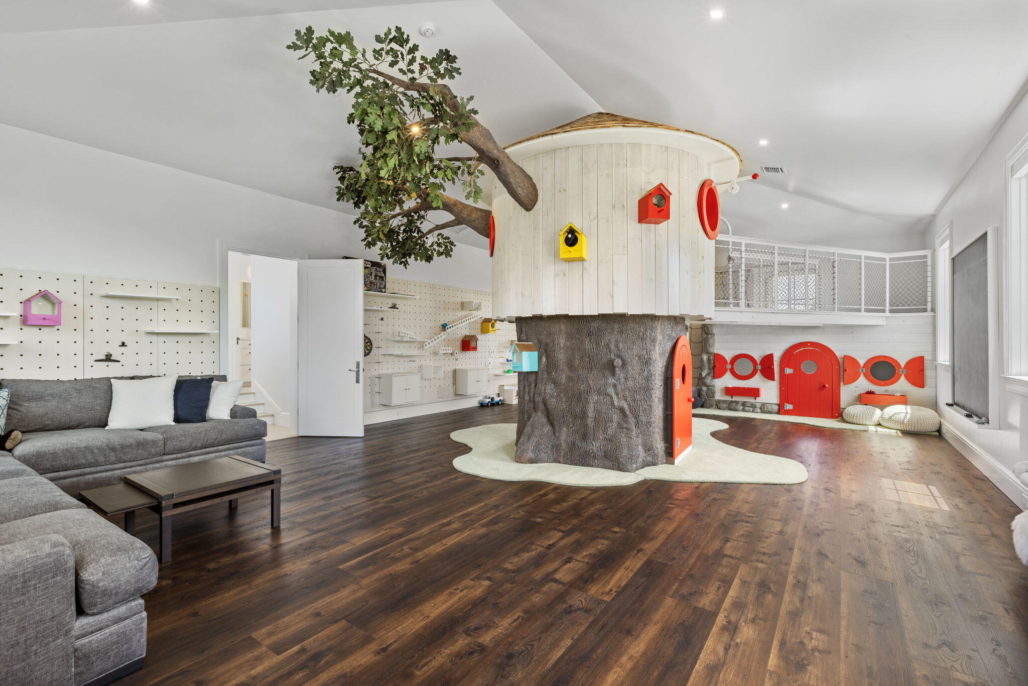 PALM BEACH POINT - Residential