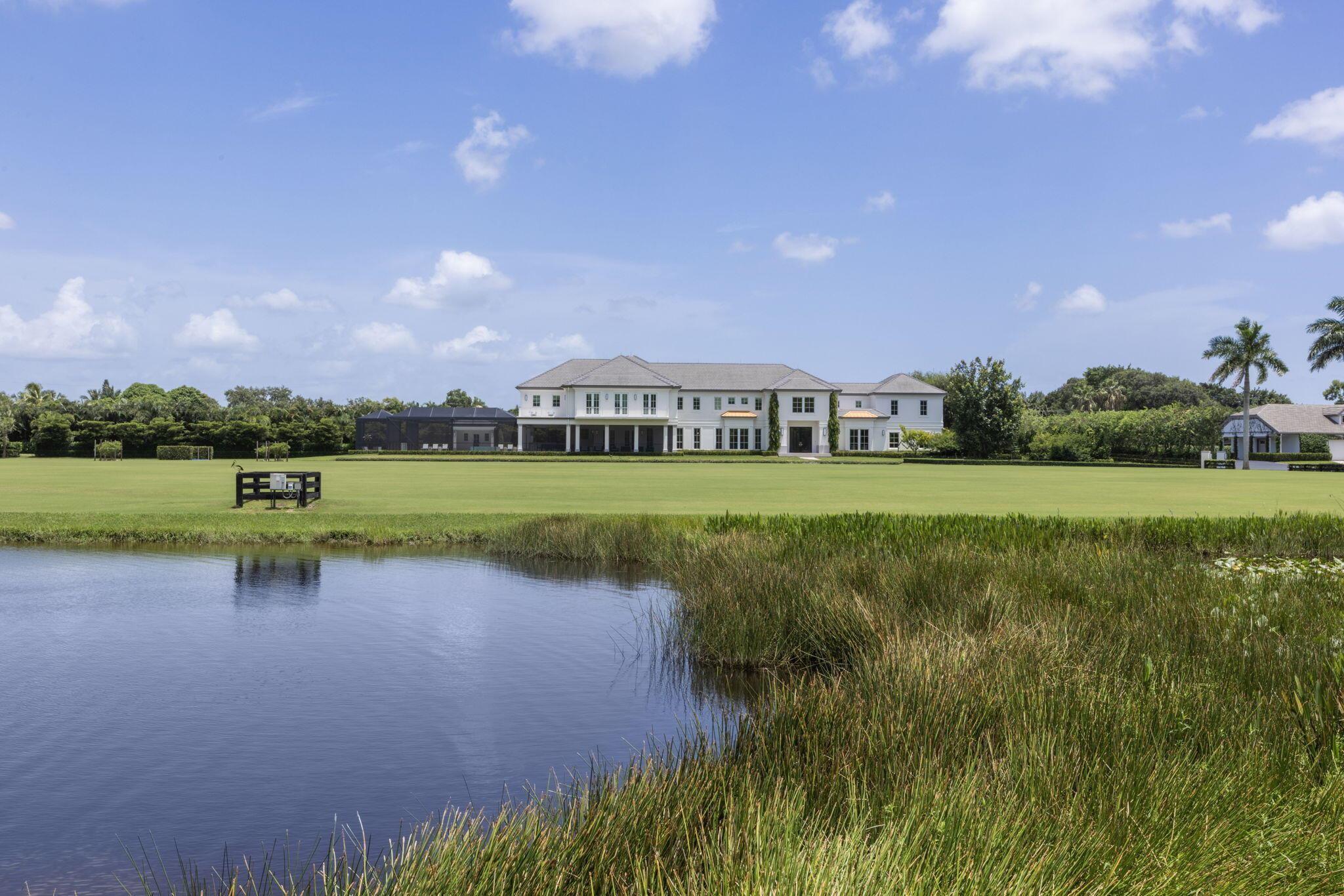 PALM BEACH POINT - Residential